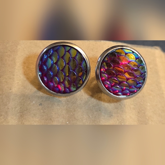 Beachy Earring Set - Picture 4 of 5